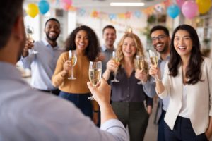 Discours Pot de Départ : 10 Exemples Touchants et Réussis